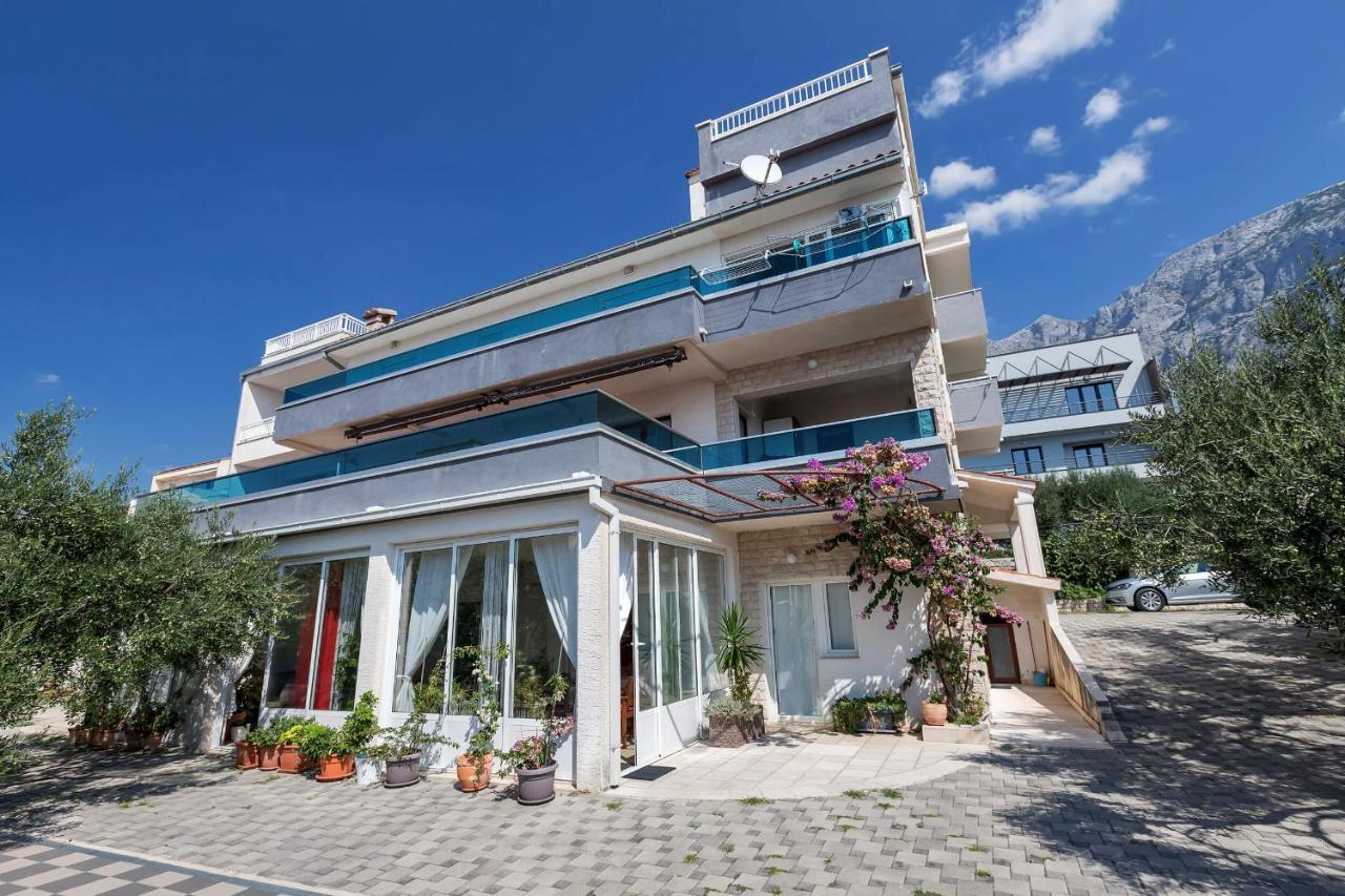 Apartments Vele Макарська Екстер'єр фото