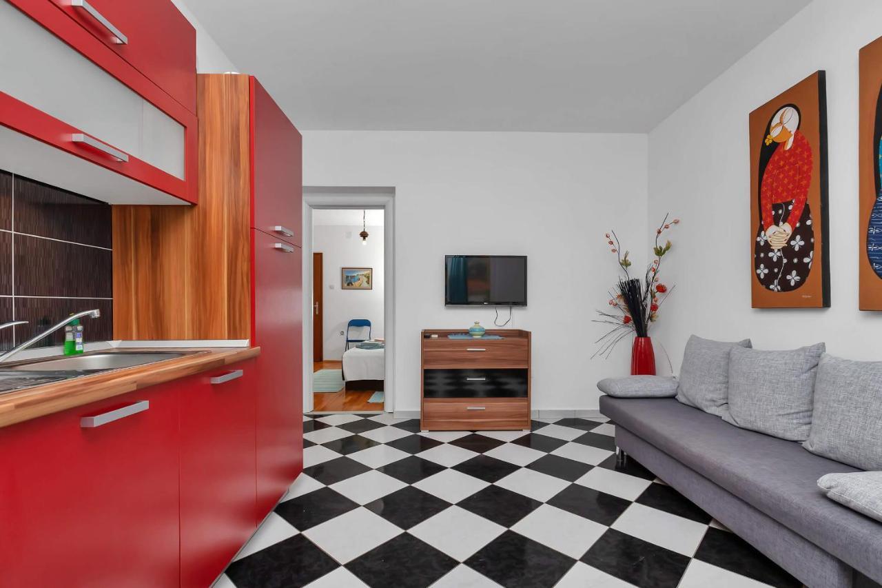 Apartments Vele Макарська Екстер'єр фото